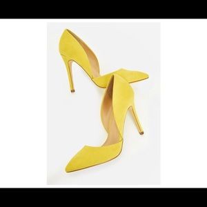 Yellow JustFab pumps